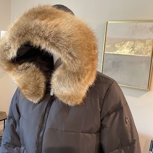 MK long puffer with removable faux fur. NWT